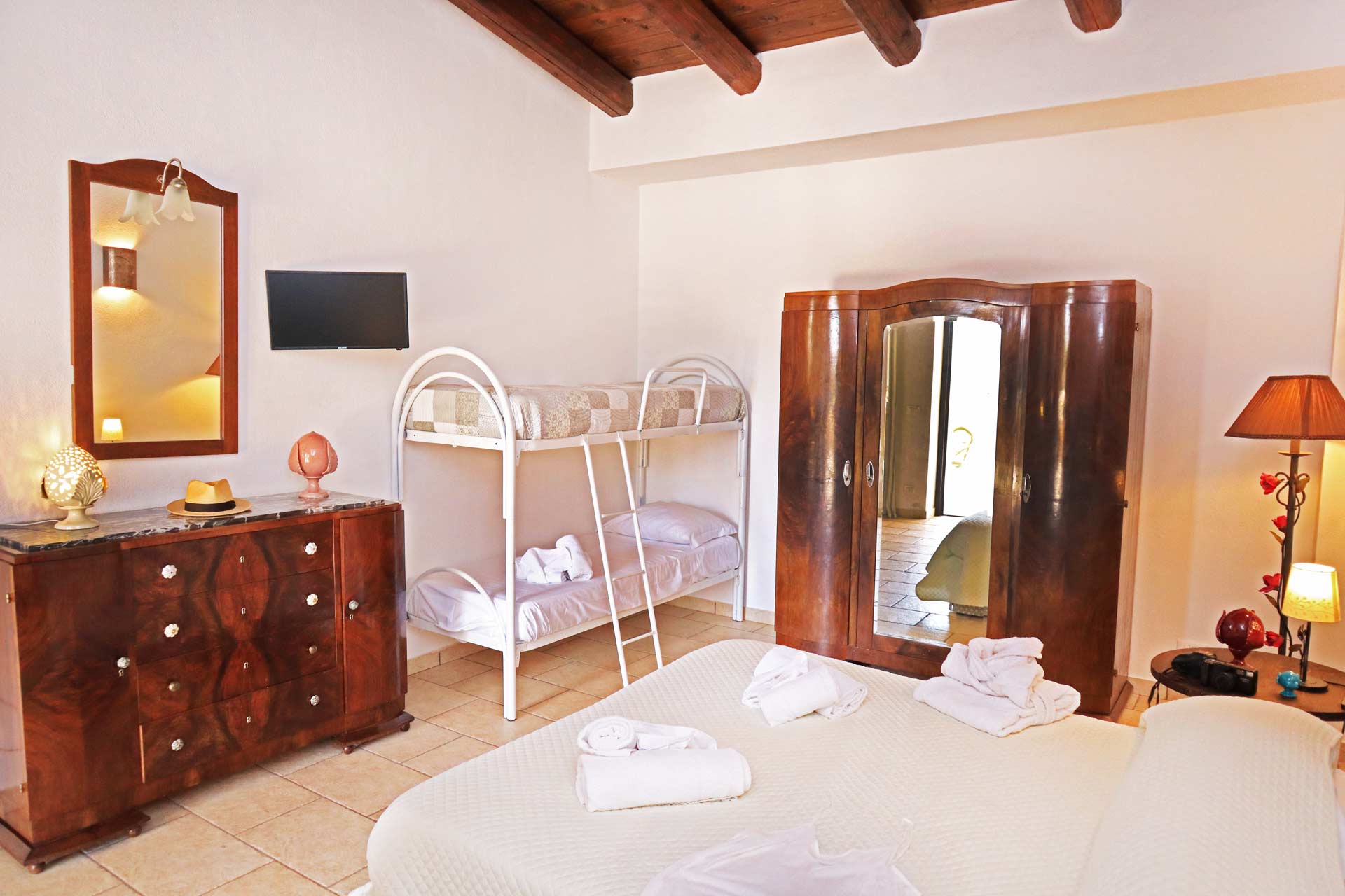 Letto a castello camera quadrupla in puglia