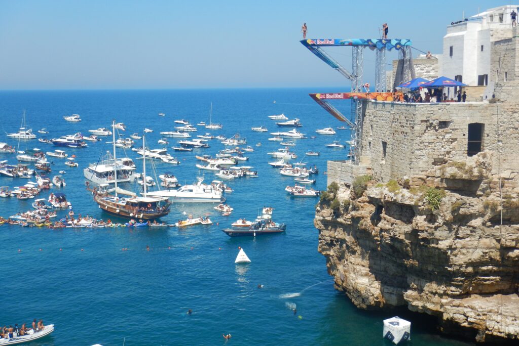 Red Bull Cliff Diving Polignano une jument